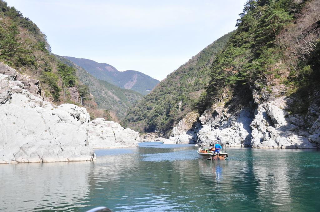 Obokekyo Mannaka Miyoshi (Tokushima) Exterior foto