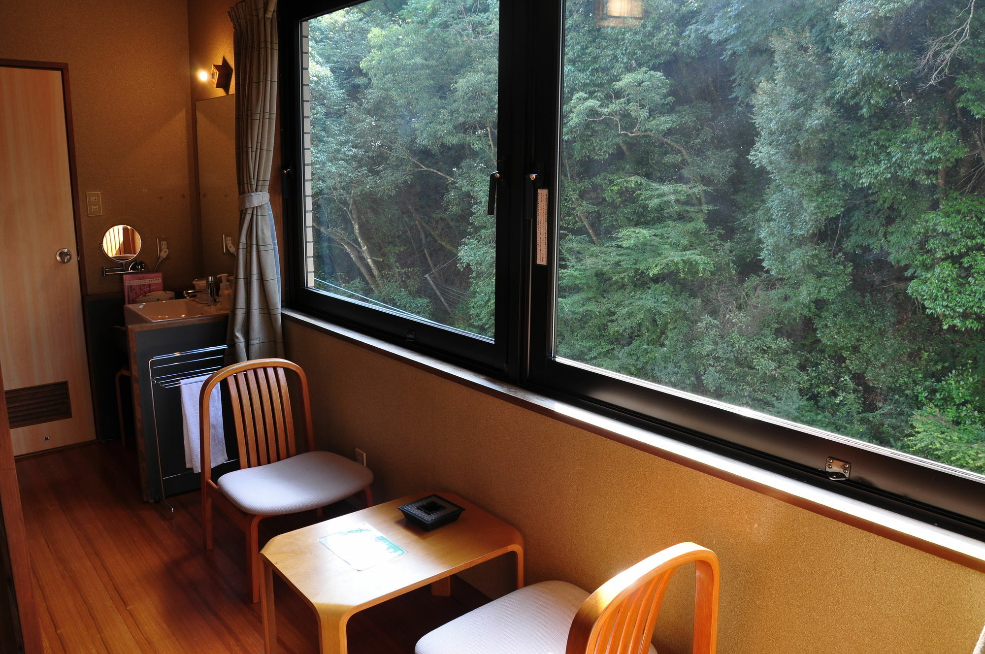 Obokekyo Mannaka Miyoshi (Tokushima) Exterior foto